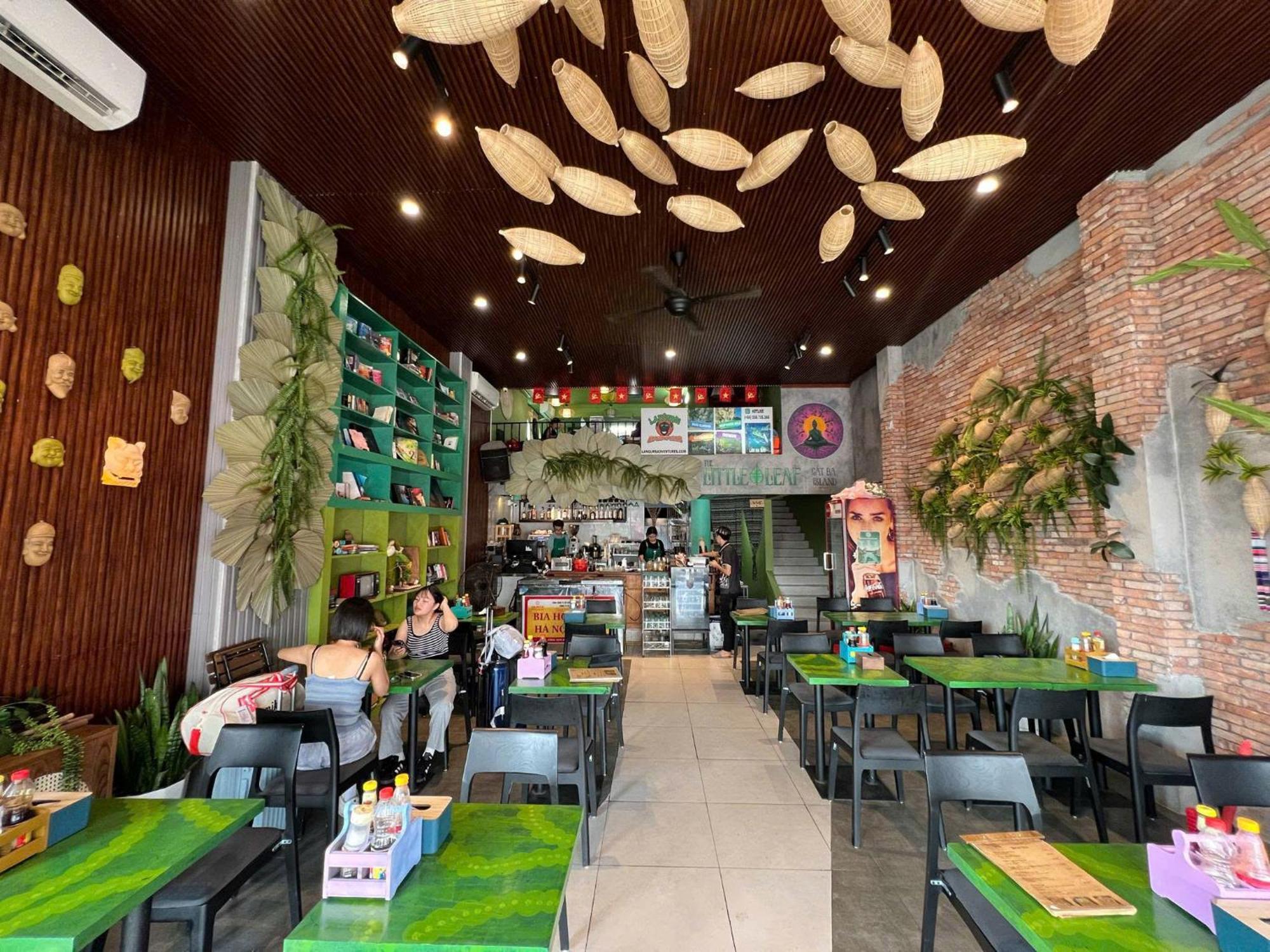 Catba Pod Hostel - Restaurant And Rooftop Bar Dong Khe Sau Dış mekan fotoğraf